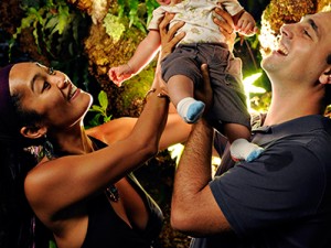 Hawaii Family Portrait with Newborn